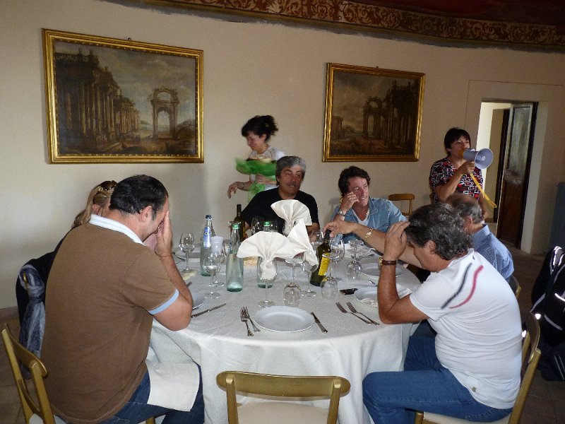 Pranzo al castello 6.JPG